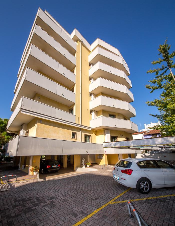 Residence California Lido di Jesolo Exterior photo